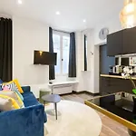 Guestready - Magnifique Studio Near Eiffel Tower Apartment